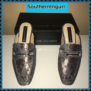 NWT STEVE MADDEN “ Rilee “ Metallic Embroidery Mules